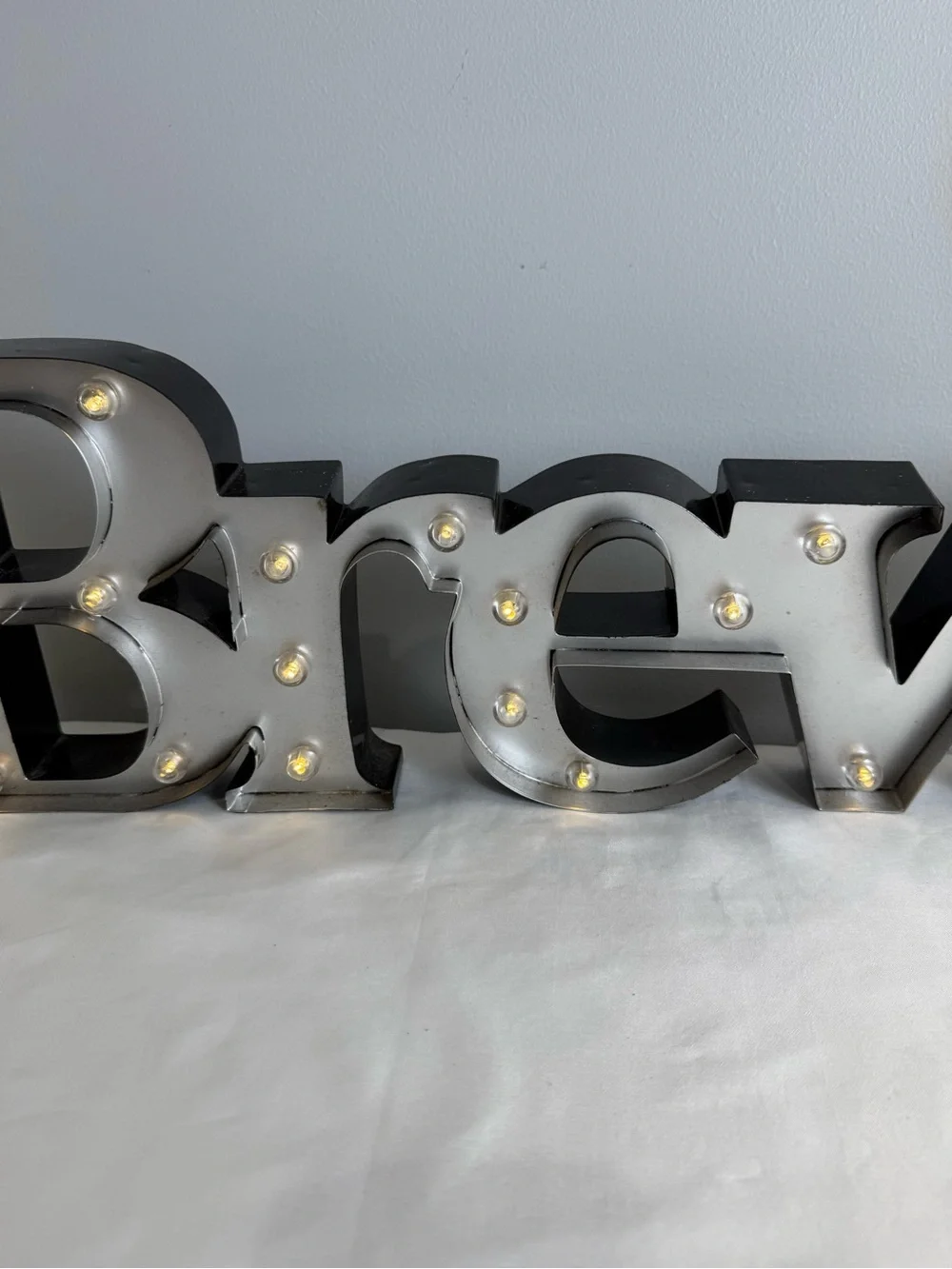 “Brew” Metal Battery Operated Brew Sign Nostalgic Style For Cafe’s Diner’s